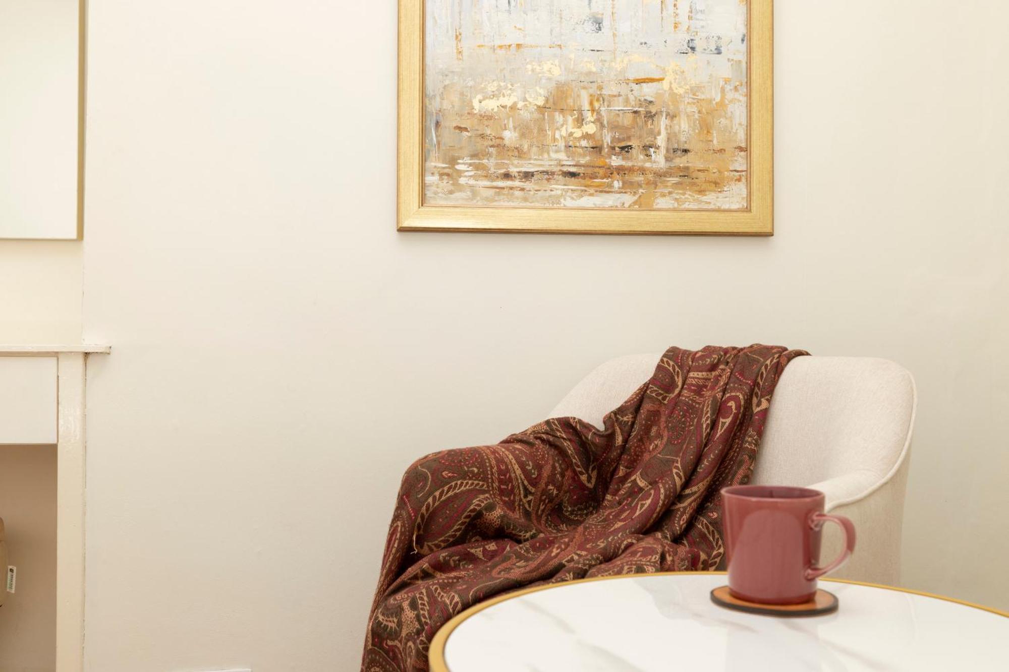 Joivy Modern Flat In City Centre - For Up To 3 Guests Apartamento Edimburgo Exterior foto