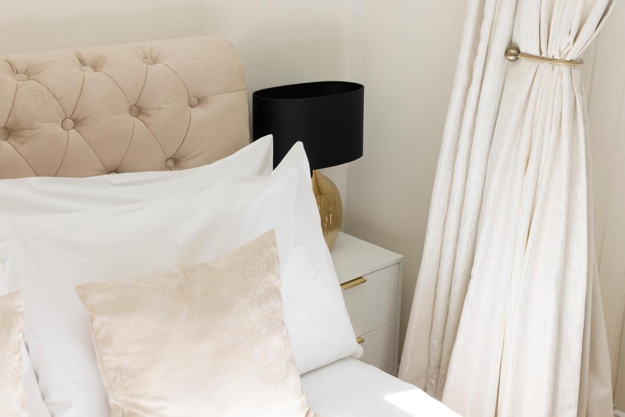 Joivy Modern Flat In City Centre - For Up To 3 Guests Apartamento Edimburgo Exterior foto